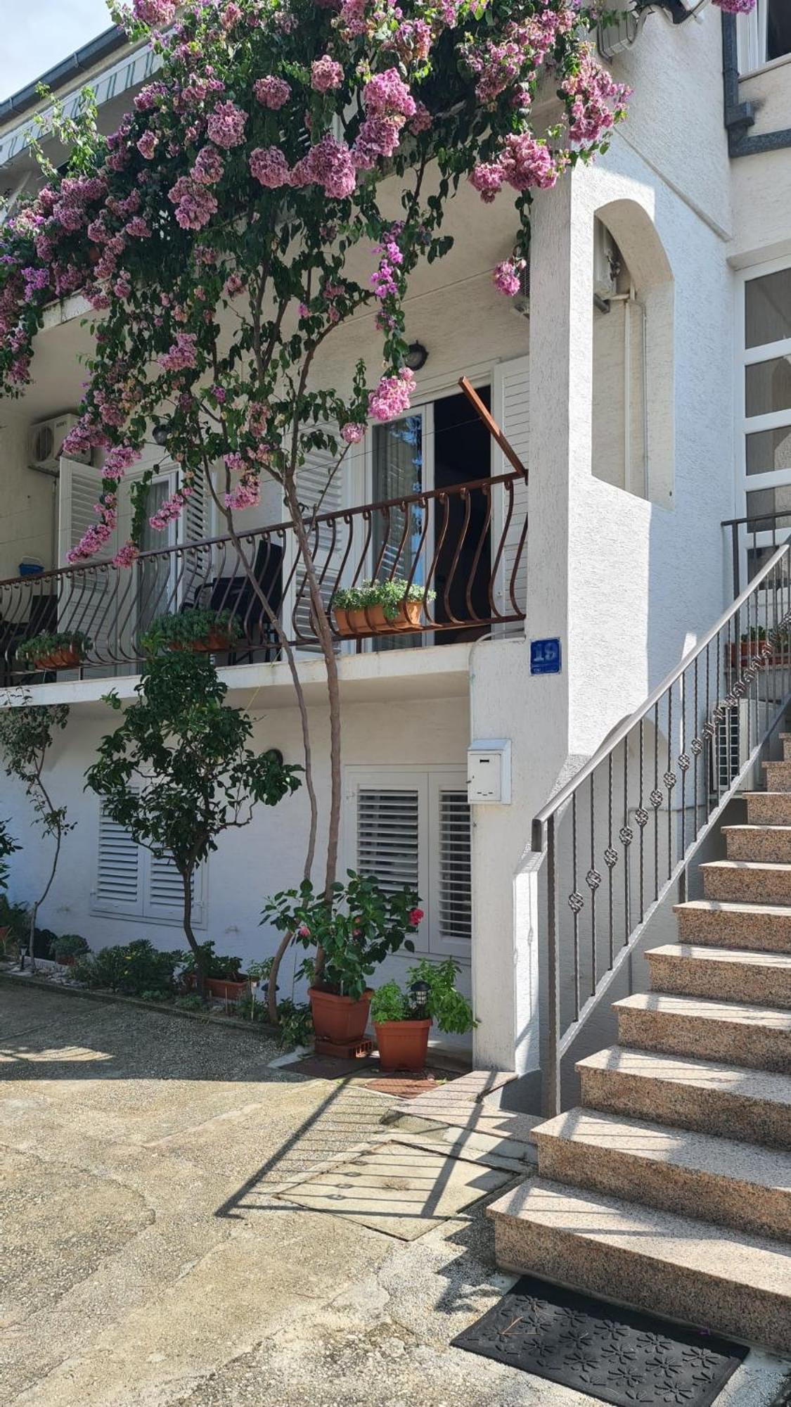 Apartmani Marivo Башка-Вода Экстерьер фото